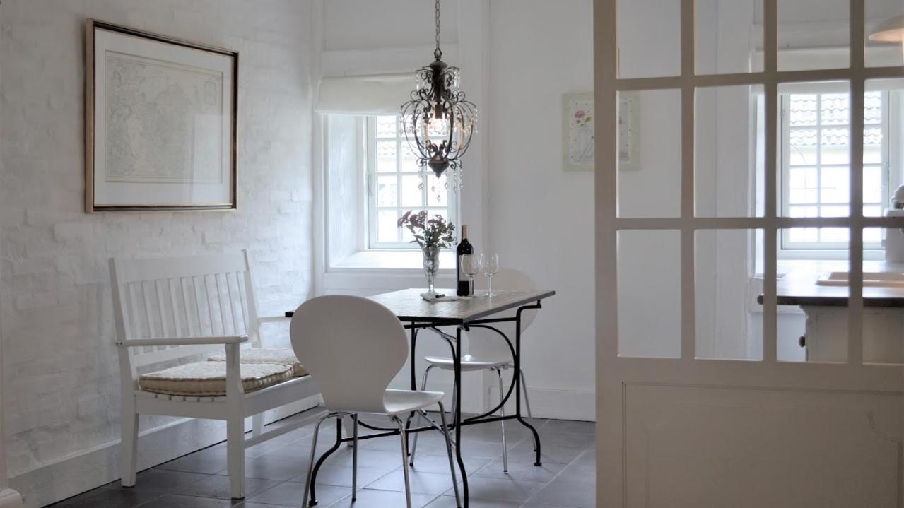 Store Ejlstrup Bed & Breakfast Оденсе Экстерьер фото