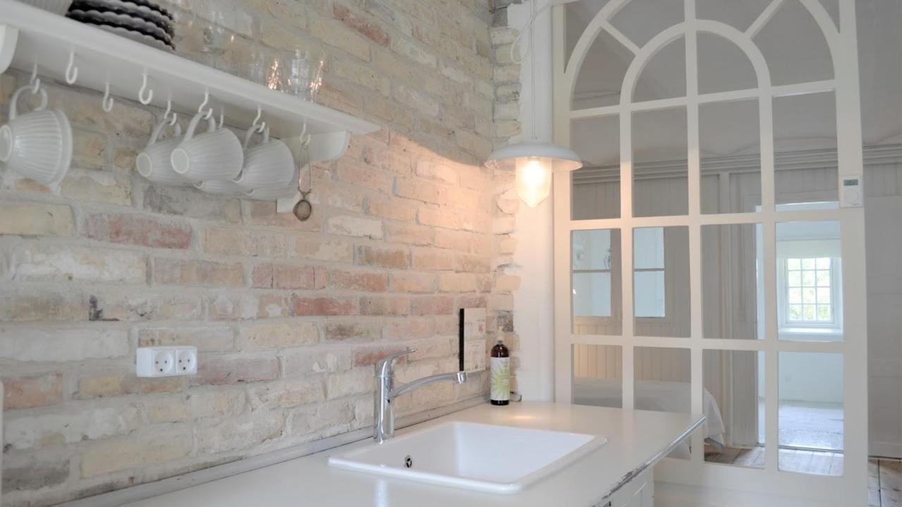 Store Ejlstrup Bed & Breakfast Оденсе Экстерьер фото