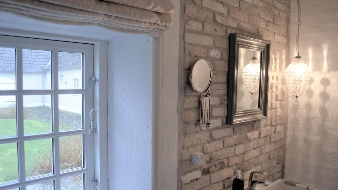 Store Ejlstrup Bed & Breakfast Оденсе Экстерьер фото